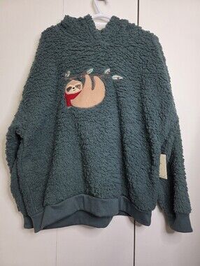 Bluenotes Women's XL Fuzzy Green Sherpa Christmas Sloth Hooded Sweater